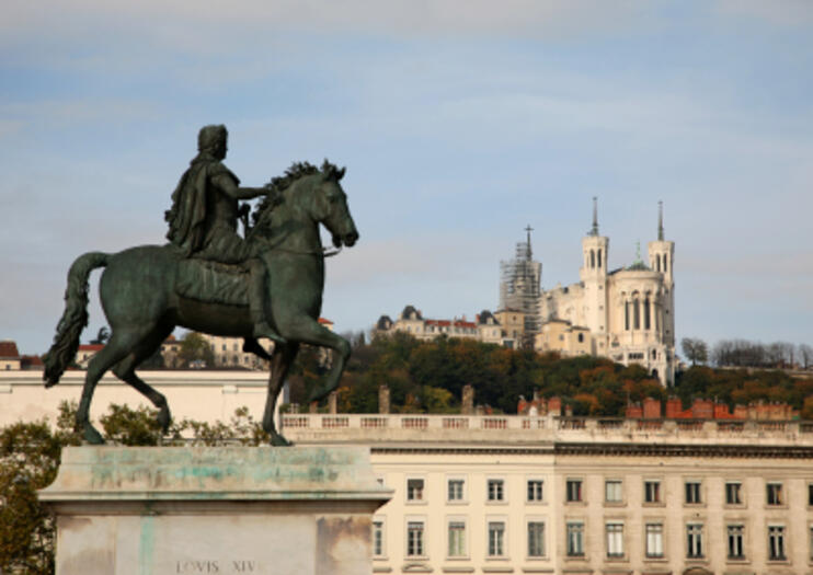 Bellecour Square (Place Bellecour)